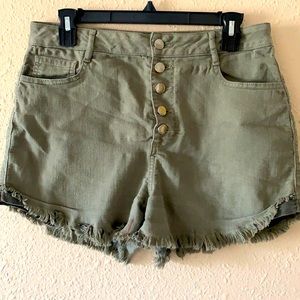 Distressed shorts